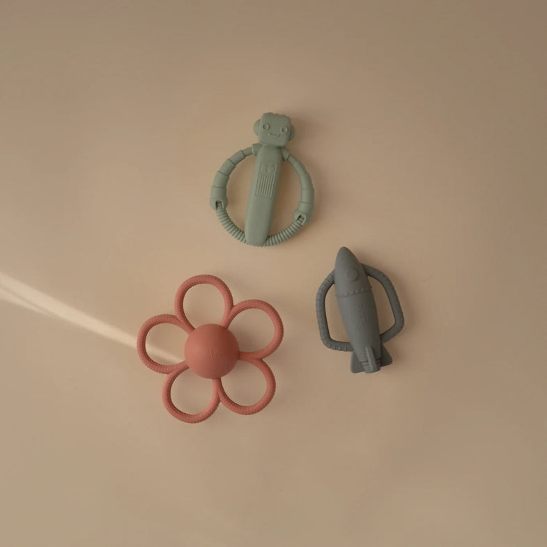 Mushie Silicone Baby Rattle Toy Rammelaar | Blue