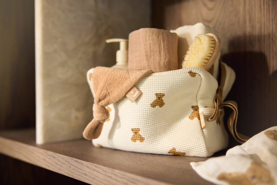 Jollein: slaapzakken, badcapes, slabben en babykamertextiel