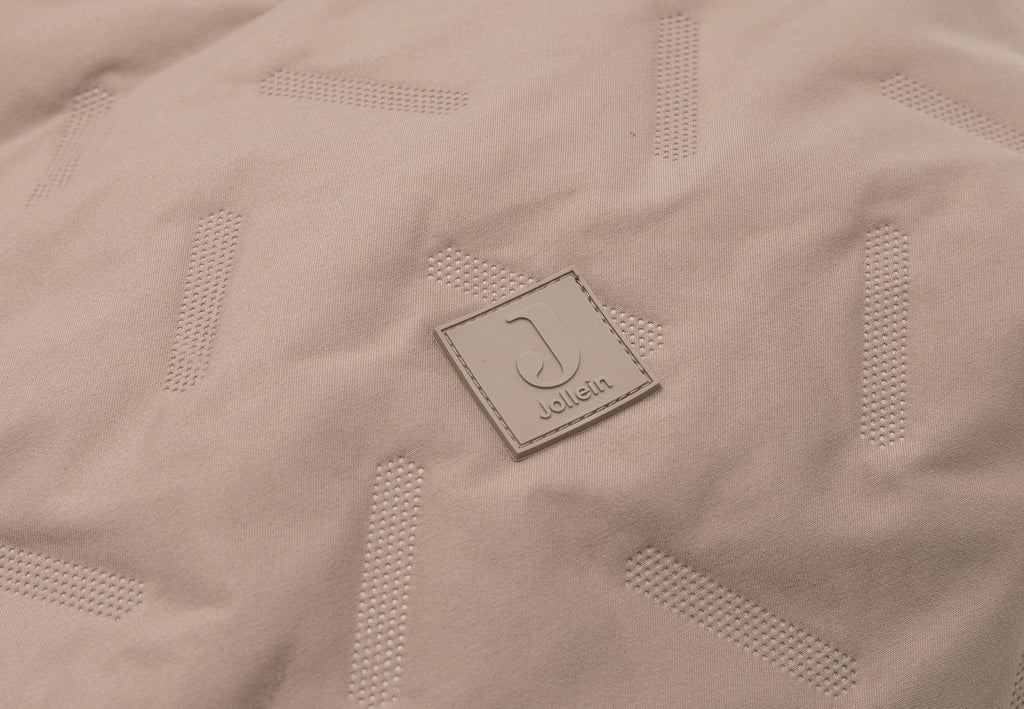 Jollein Voetenzak Buggy/Kinderwagen Embossed | Milky Coffee