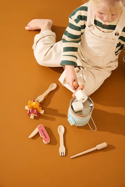 * Kid's Concept Houten Camping Kookset