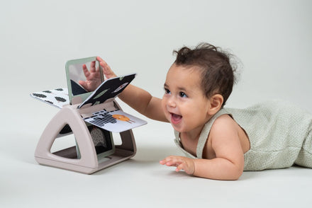 Taf Toys Black & White Spinning Book Contrast Babyboekje