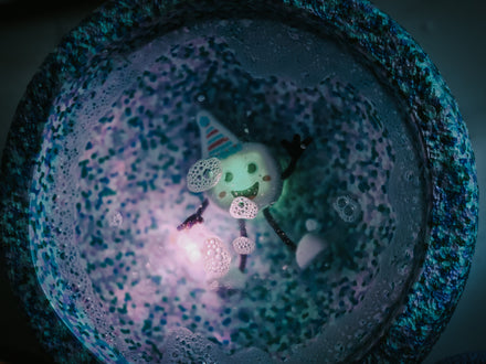 Glo Pals Light Up Sensory Toy Badspeeltje Party Pal Character