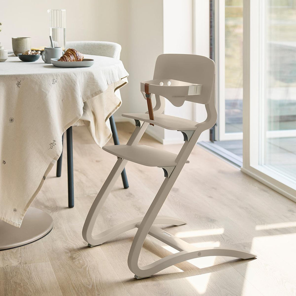 Leander Louie Eetstoel | Cappuccino