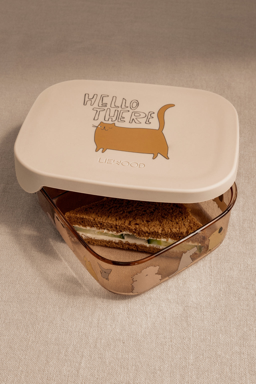 Liewood Arthur Tritan Lunchbox | Cats And Dogs / Sandy