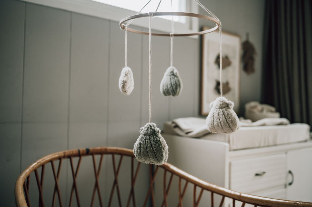 *  Koeka Baby Mobiel Mana | Sage