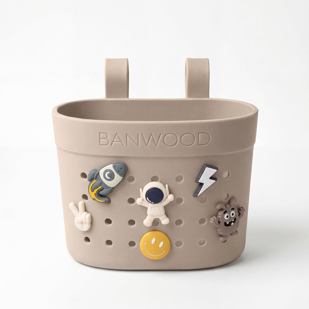 Banwood Pins voor Fietsmandje Space: planeten en sterren klik je eenvoudig in en uit de Pin & Ride Basket.