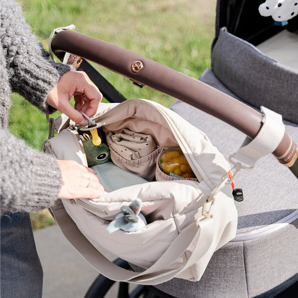 Done By Deer Quilted Stroller Bag luiertas buggy organizer Sand