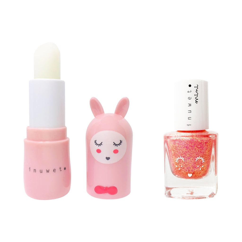 Inuwet lippenbalsem en roze kindernagellak uit het Duo Kids Roze