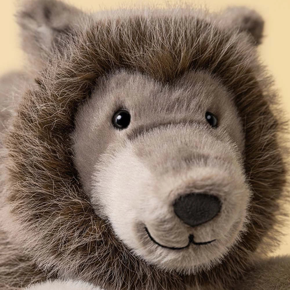 Jellycat Ulrich Wolf knuffelwolf, liggend vooraanzicht