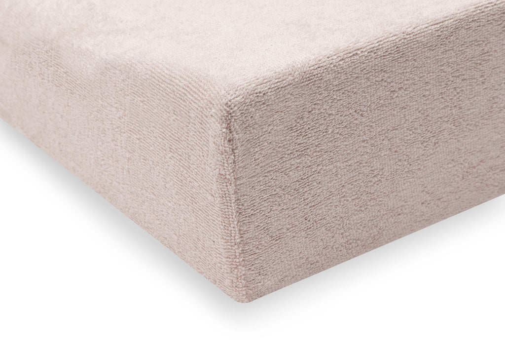 Detail van de roze badstof van de Jollein aankleedkussenhoezen 2-pack