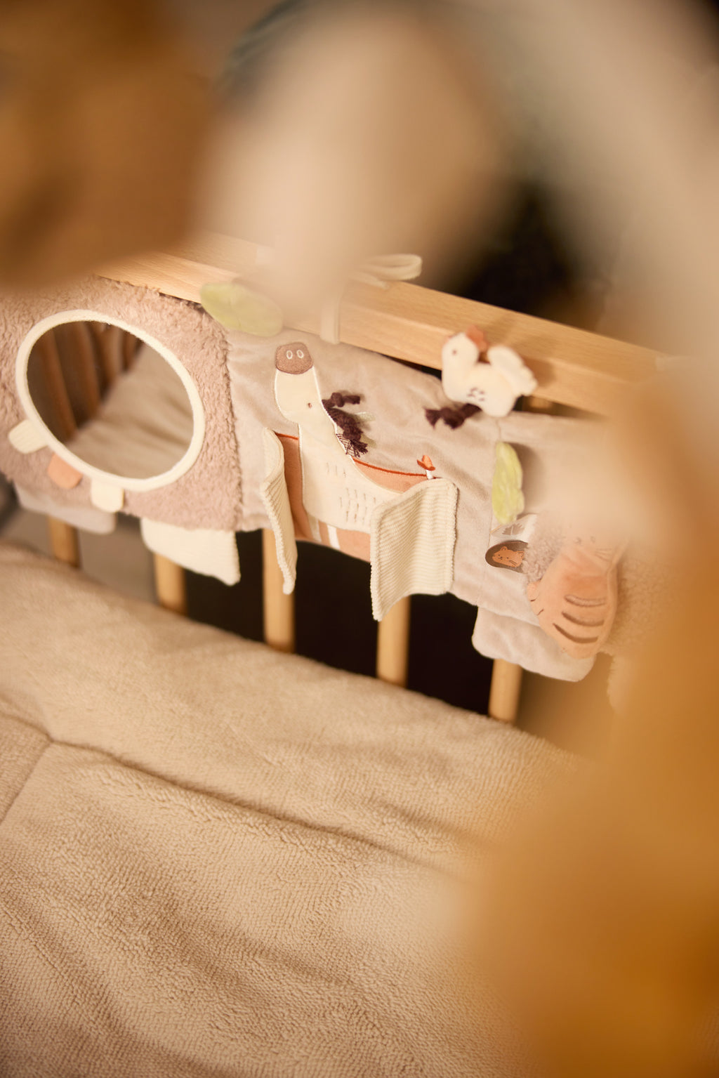 Sfeerbeeld met Jollein babyspeelgoed uit de lijn Highlander Chou