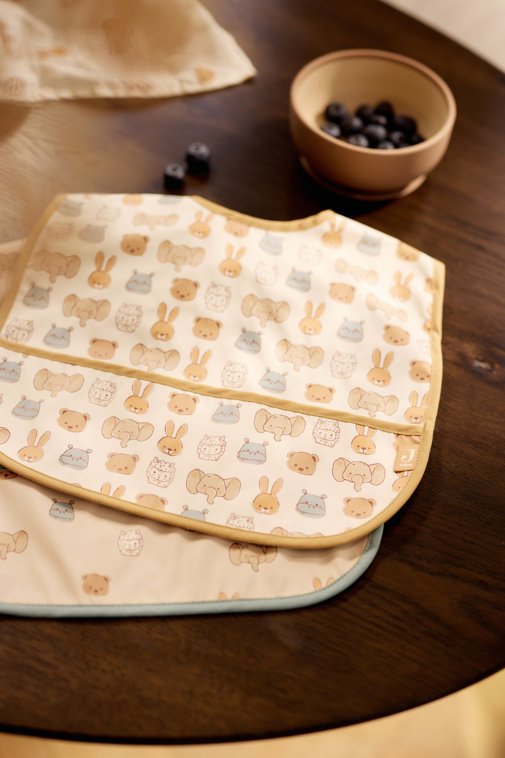Jollein Slab Waterproof slabbetje met opvangbakje Jollies