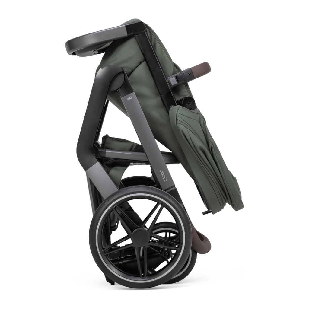 Joolz Kinderwagen Day5 Complete Set Forest Green, compact ingeklapt