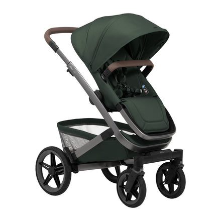 Joolz Kinderwagen Geo5 Complete Set Forest Green, schuin aanzicht met het zitje