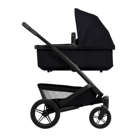 Joolz Kinderwagen Geo5 Complete Set Space Black, reiswieg op het onderstel, ander aanzicht