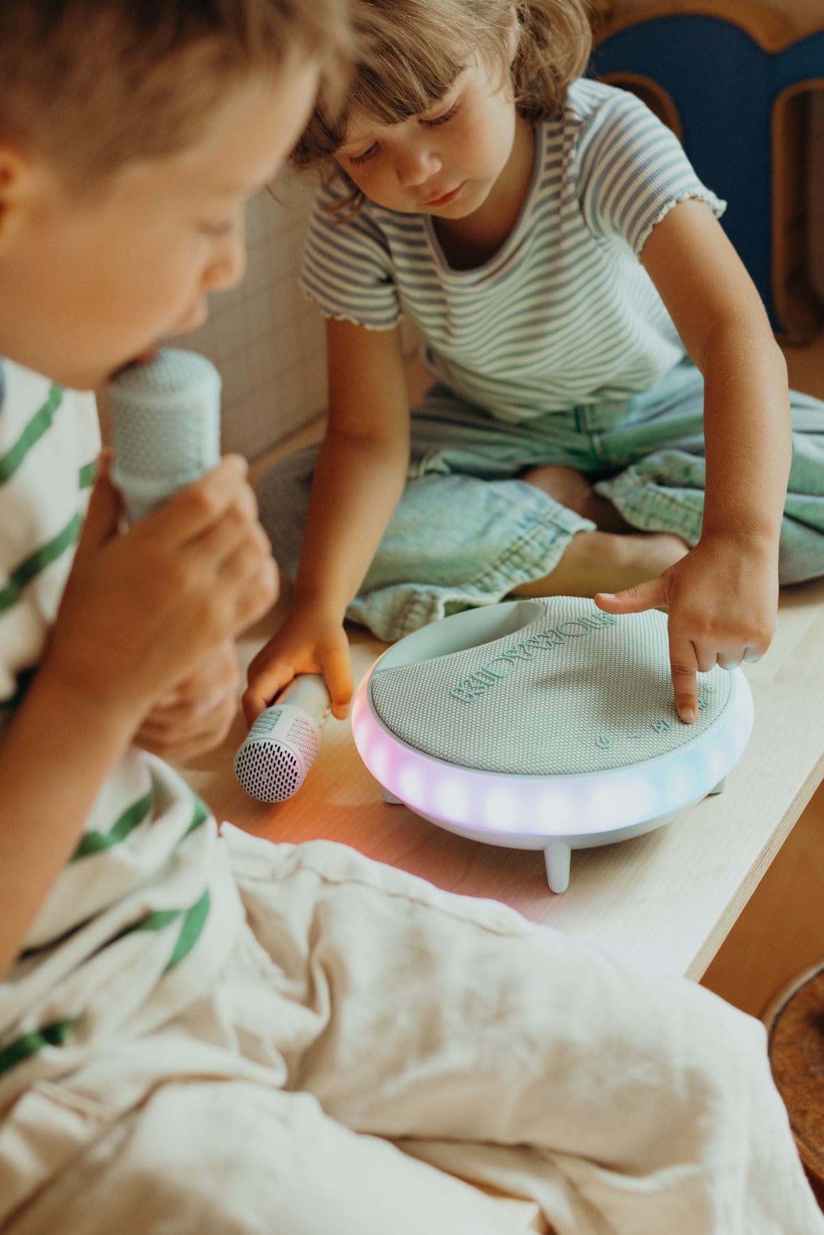 Kidywolf Kidykaraoke groen, karaokespeaker met LED-ring en twee microfoons
