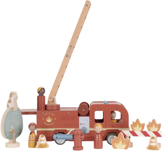 Little Dutch houten brandweerwagen set met popjes, schuin achteraanzicht met ladder