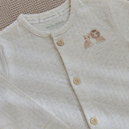 Sfeerbeeld van de Little Dutch Safari Friends newborn collectie