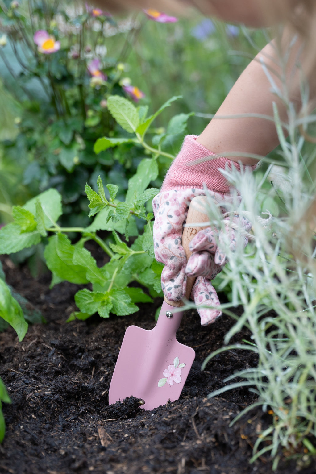Little Dutch set tuingereedschap Fairy Garden, kinderhand graaft met het schepje