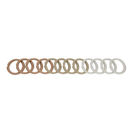 Little Dutch speelgoedringen Little Loops beige, ringen op een rij zijaanzicht
