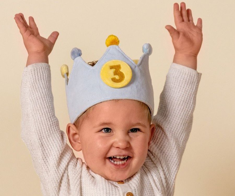 Little Dutch verjaardagskroon met cijfers blauw, kroon met losse verwisselbare cijfers