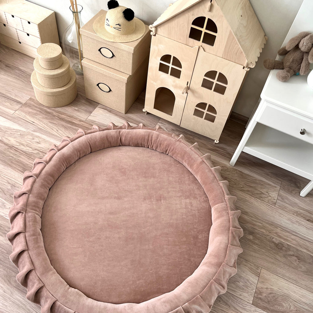 Moje Speelnest Soft Velvet Dark Beige, sfeerbeeld 1 in de kinderkamer