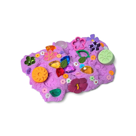 SensoryFun Speelzandset Play & Create FlowerFun uitgestald met Magic Sand
