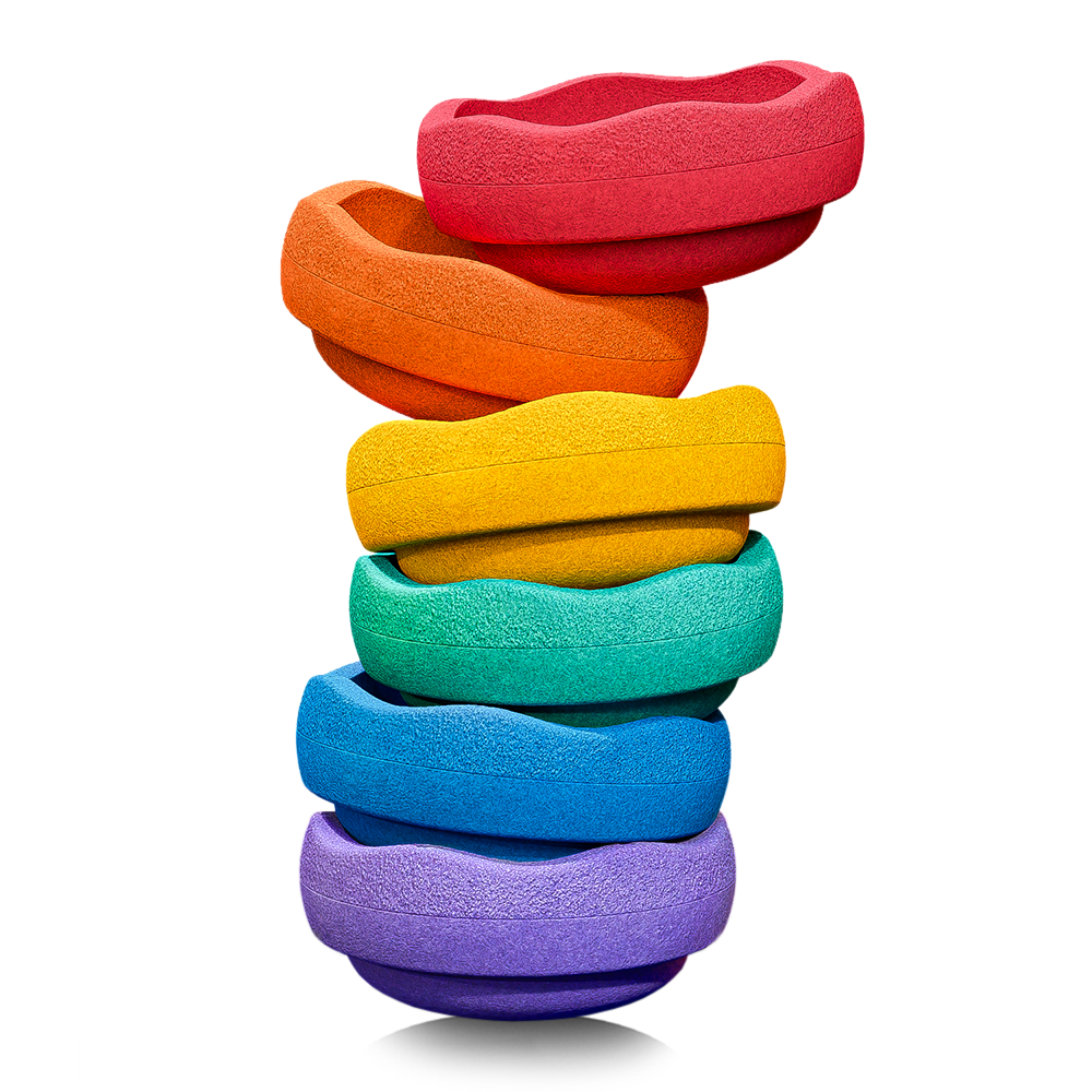 Stapelstein Original Mini Rainbow Classic set van 6, kleine stenen schuin op elkaar gestapeld