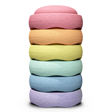 Stapelstein Rainbow Pastel, zes pastelkleurige stapelstenen op elkaar, vooraanzicht