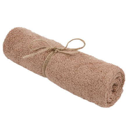 Timboo medium handdoek bamboe Savannah Sand, opgerolde handdoek met touwtje