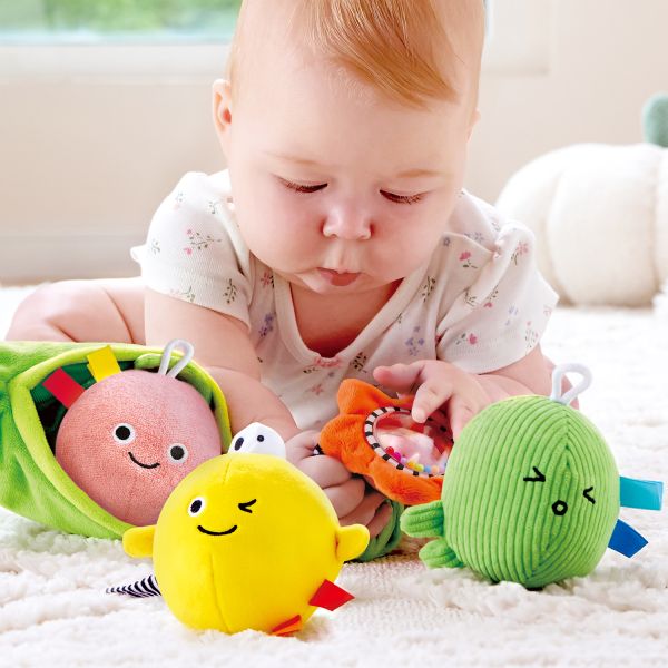 Hape Rammelaar Pea Pod Pals | 3 Zachte Erwtjes