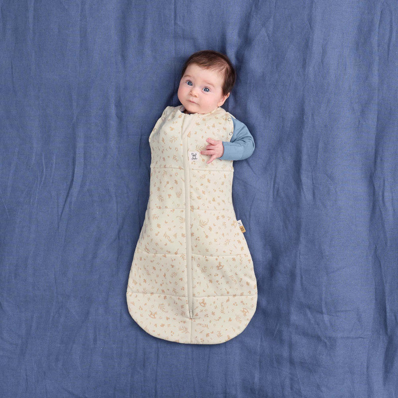 Cocoon inbakerslaapzak Lullaby van Ergopouch, verschonen zonder te ontbakeren, bij De Gele Flamingo