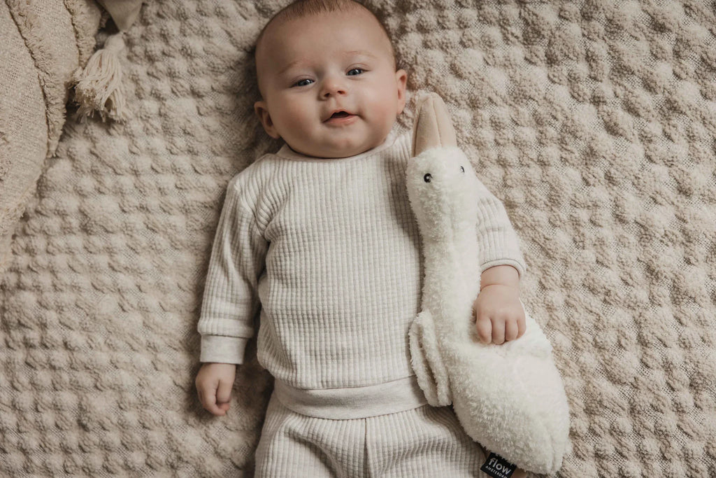 Flow Amsterdam Knuffel Met Hartslag | Liva Off White