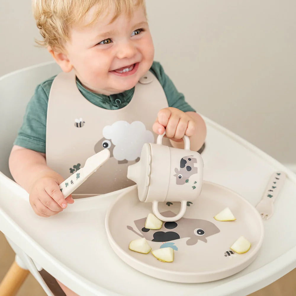 Done By Deer Siliconen Tuit Drinkbeker | Tiny Farm Sand