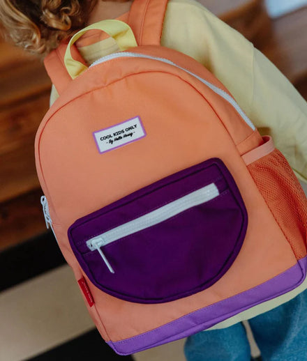 Hello Hossy Rugzak Mini Peach Pop +6Y kinderrugzak - detail van de print