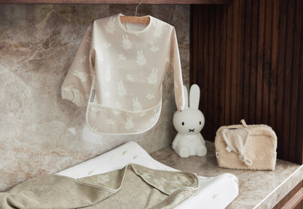 * Jollein Aankleedkussenhoes Jersey 50x70cm Happy Miffy | Nougat