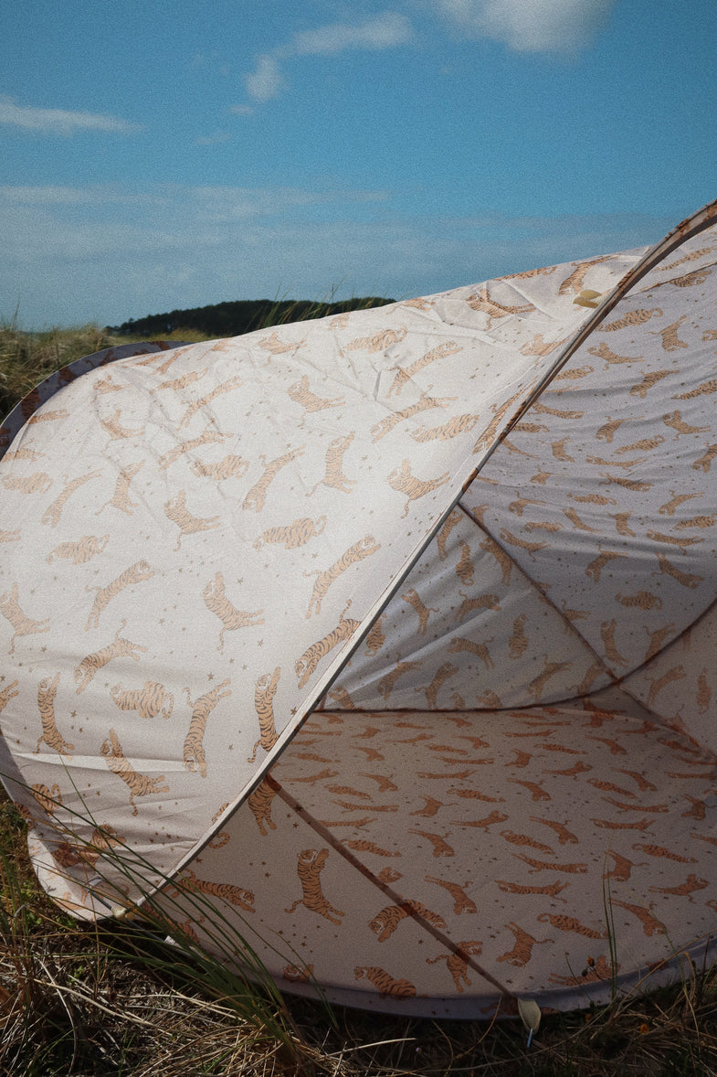 Konges Sløjd Beach Tent Pop Up Anti Uv 50+ | Tiger