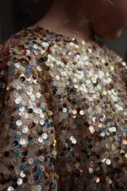 * Konges Sløjd Lila Sequins Bow Jurk | Gold Glitter