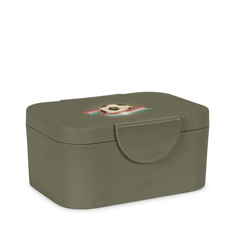 Konges Sløjd brooddoos in Green Kick It, vooraanzicht van de lunchbox voor kinderen