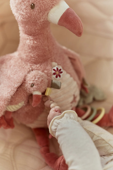 Little Dutch Activiteitenknuffel Safari Friends Flamingo met zachte stofjes, De Gele Flamingo