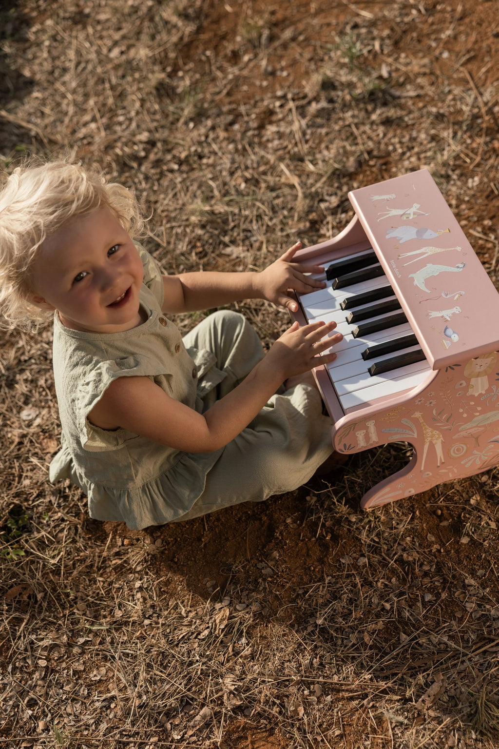 Roze Safari Friends piano van Little Dutch, mooie aanvulling op de kinderkamer, bij De Gele Flamingo
