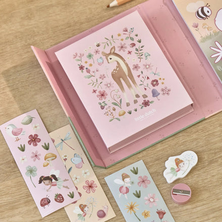 Little Dutch Kleurboek met Magneetsluiting Rosa in compact formaat, bij De Gele Flamingo.