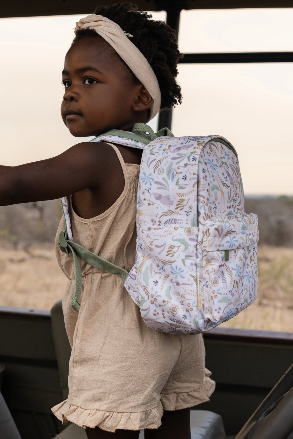 Little Dutch Rugzakje 29cm Safari Friends is gemaakt van stevig polyester, De Gele Flamingo.