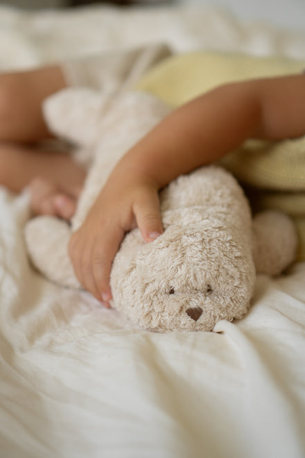 Moonie 2.0 - Knuffel Hartslag en Licht | Humming Zeehondje Seal Sand