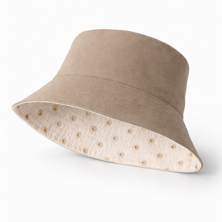 Mrs Ertha Buckies Zonnehoedje | Neutral Dots