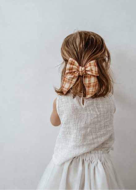 Mrs. Ertha Fable Bow Clip | Honey Plaid
