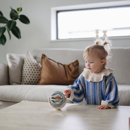 Mushie Suction Spinner Ball