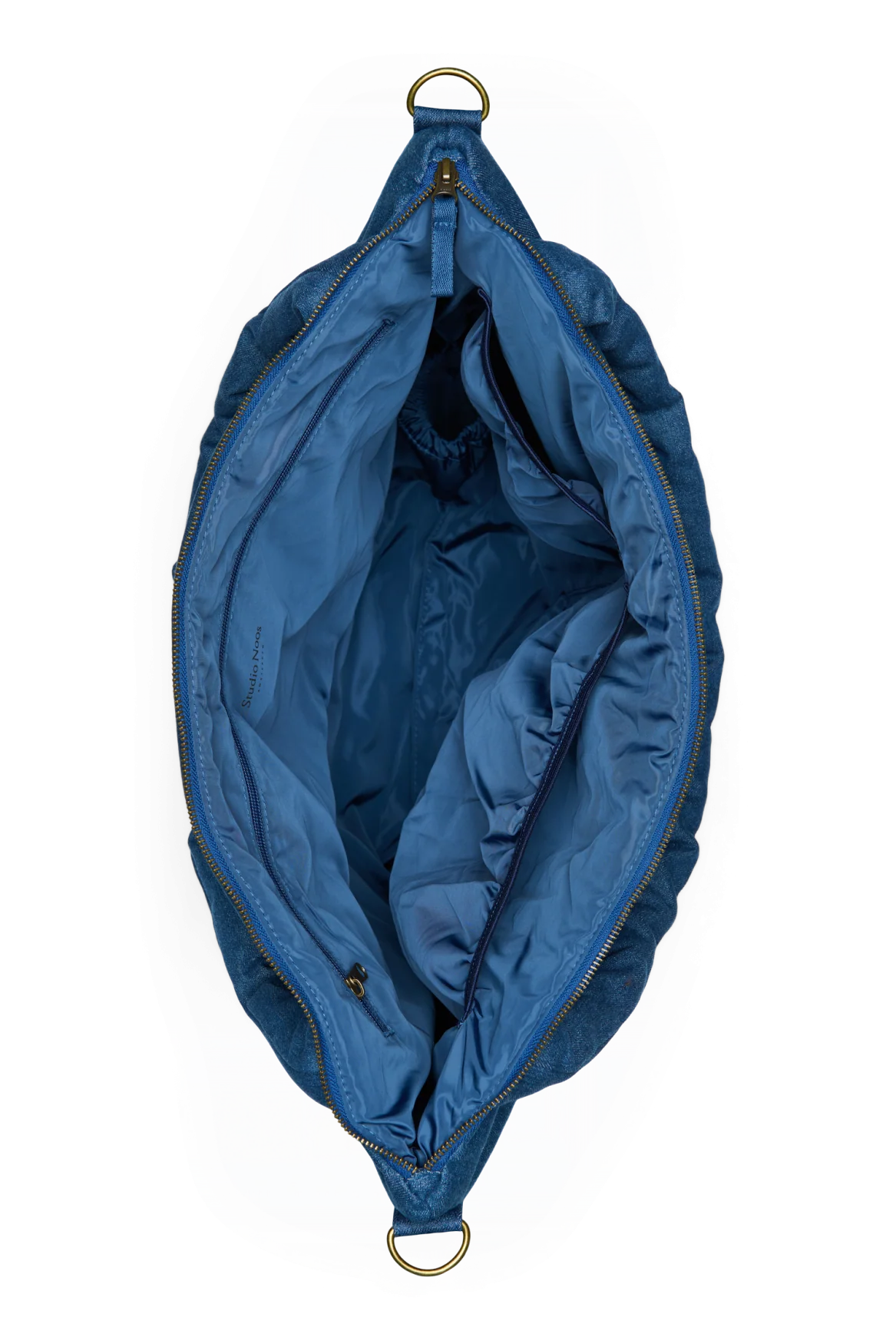 Studio Noos luiertas met rits in donkerblauwe denim, ruime babytas bij De Gele Flamingo