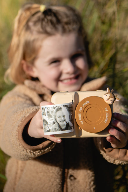 The Zoofamily Camera Zoo Print | Rendier