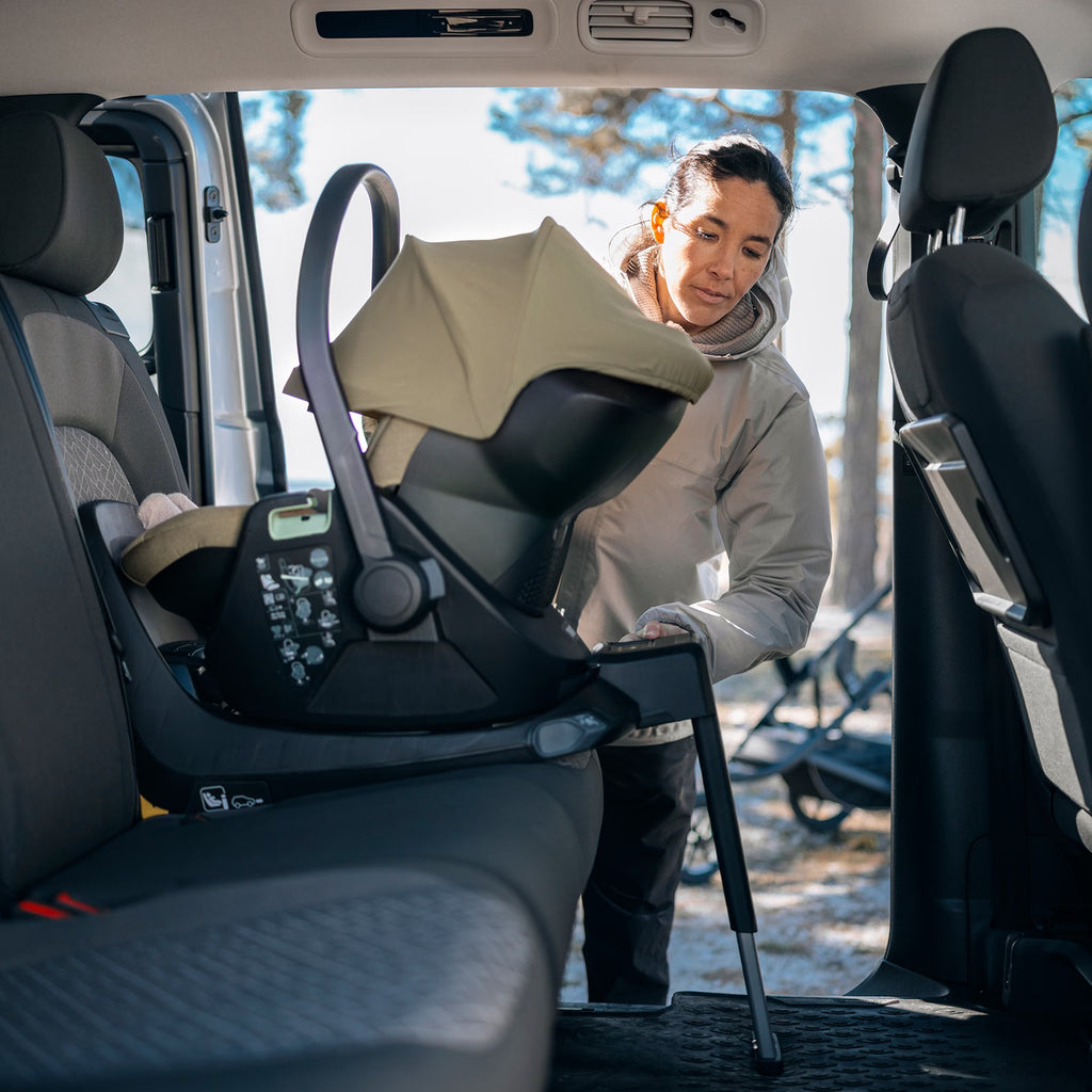 Thule Maple Connect Autostoel | Darkest Blue